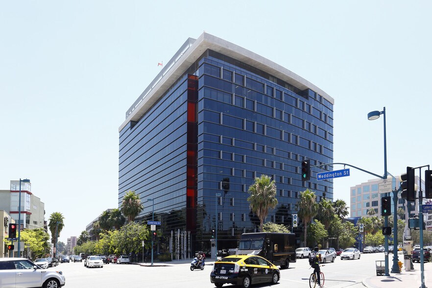 5250 Lankershim Blvd, North Hollywood, CA à louer - Photo de l’immeuble – Image 2 sur 6