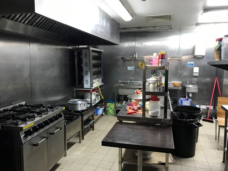 88 High St, Southall à louer - Photo intérieure – Image 3 sur 9