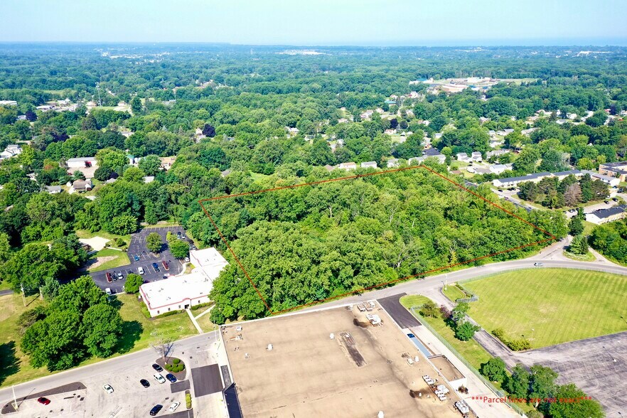 O'Neil Blvd, Sheffield, OH à vendre - Photo de l’immeuble – Image 1 sur 3