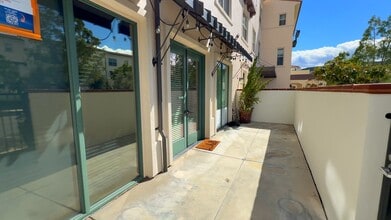 26266 Prima Way, Santa Clarita, CA à louer - Vidéo sur l’annonce professionnelle 