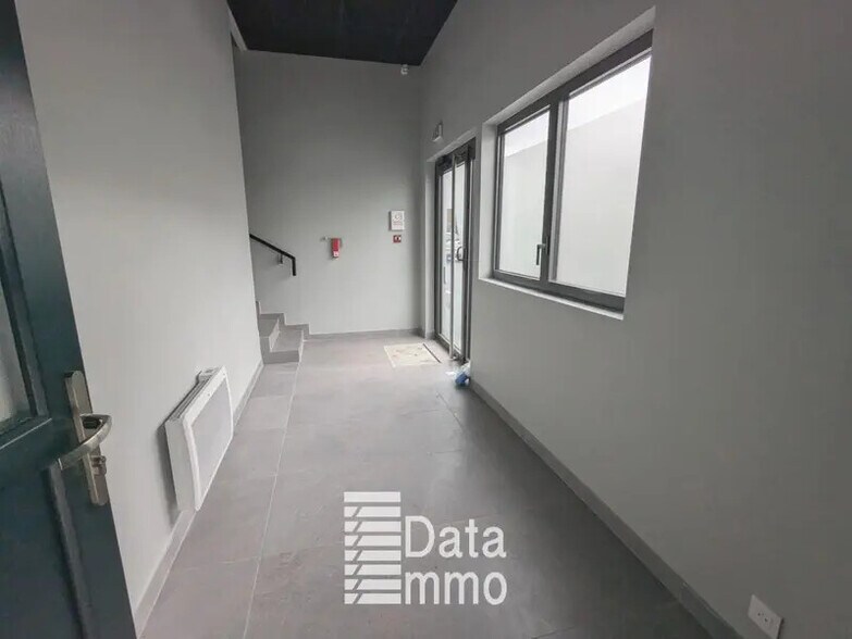 32 Rue Alexandre Volta, Meaux à vendre - Photo de l’immeuble – Image 2 sur 10