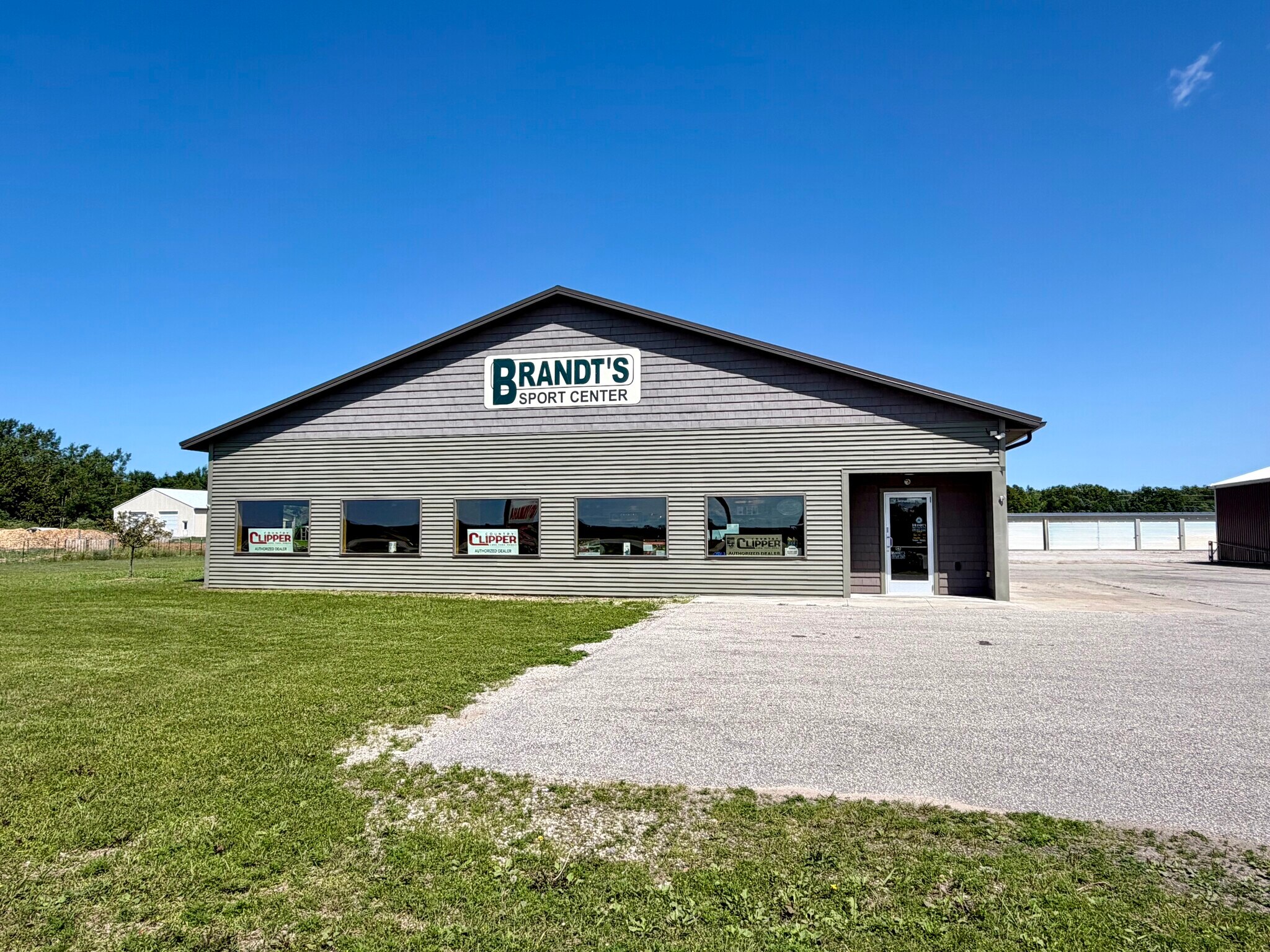 6530 N Michigan 33 Hwy, Cheboygan, MI à vendre Photo principale– Image 1 sur 18