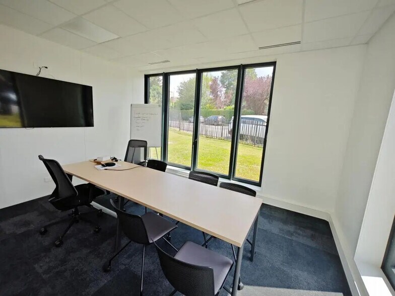 Bureau dans Marcq-en-Baroeul à louer - Photo de l’immeuble – Image 3 sur 4