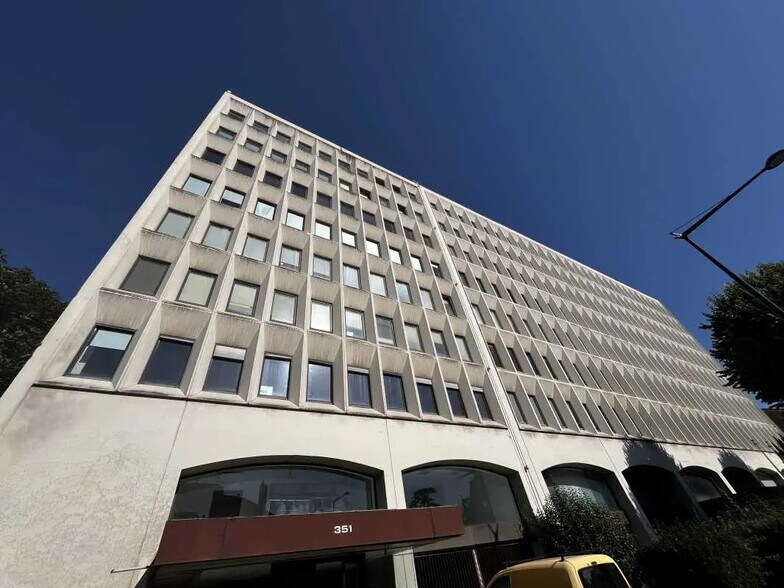 Bureau dans Bordeaux à louer - Photo de l’immeuble – Image 1 sur 10