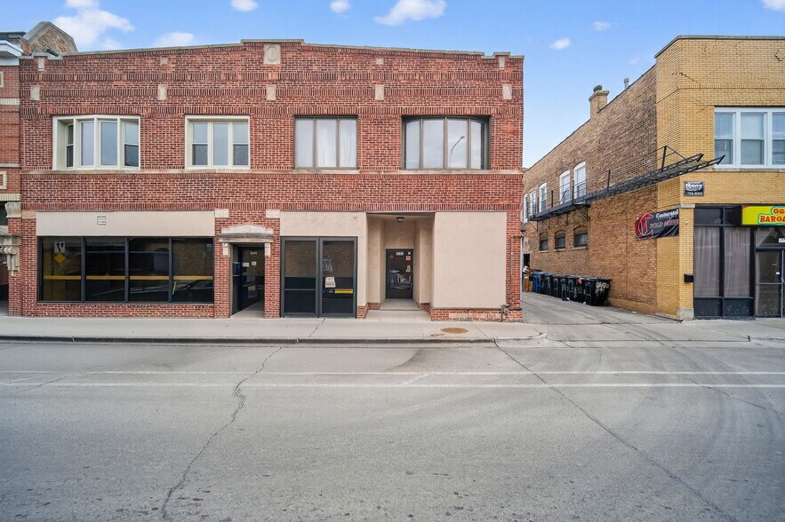 4369 N Elston Ave, Chicago, IL à louer - Photo de l’immeuble – Image 2 sur 22
