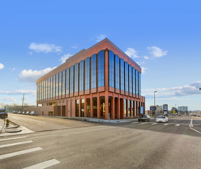 1400 S Colorado Blvd, Denver, CO à louer - Photo de l’immeuble – Image 1 sur 25