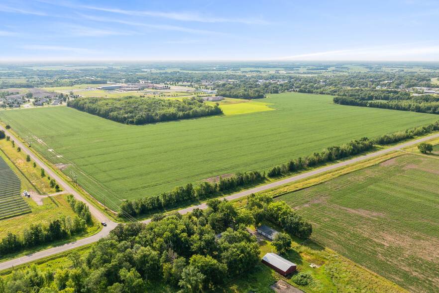 709 Norman Ave N, Foley, MN à vendre - Aérien – Image 3 sur 10