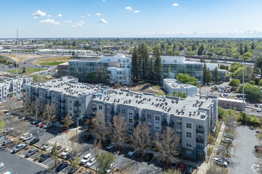 6400 Folsom Blvd, Sacramento, CA à vendre - Aérien – Image 3 sur 20