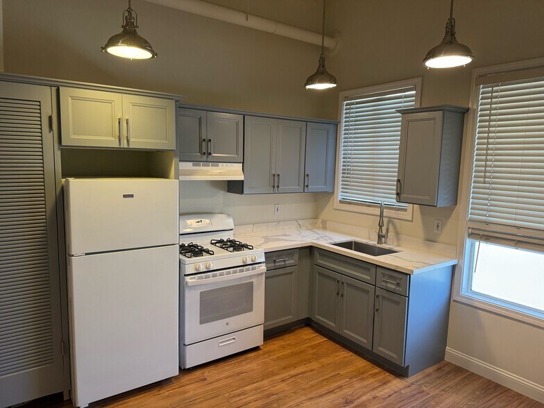 1403-1413 Encinal Ave, Alameda, CA à vendre - Photo de l’immeuble – Image 3 sur 9