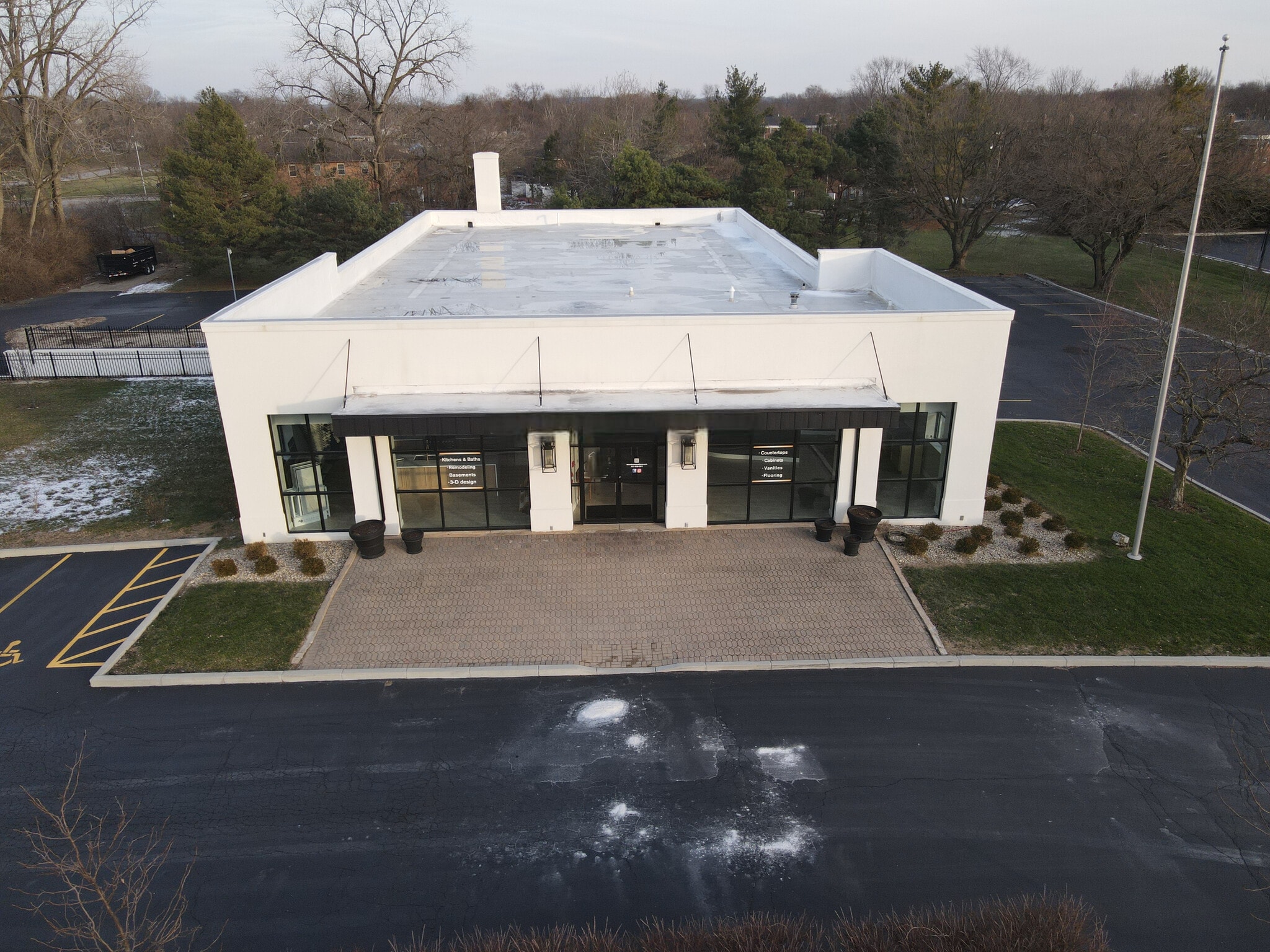 1922 S Smithville Rd, Dayton, OH à vendre Photo principale– Image 1 sur 37