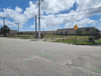 Plus de détails pour 6411 NW 35th Ave, Miami, FL - Terrain à louer