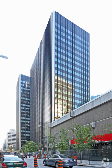 320 Queen St, Ottawa, ON à louer - Photo de l’immeuble – Image 3 sur 10