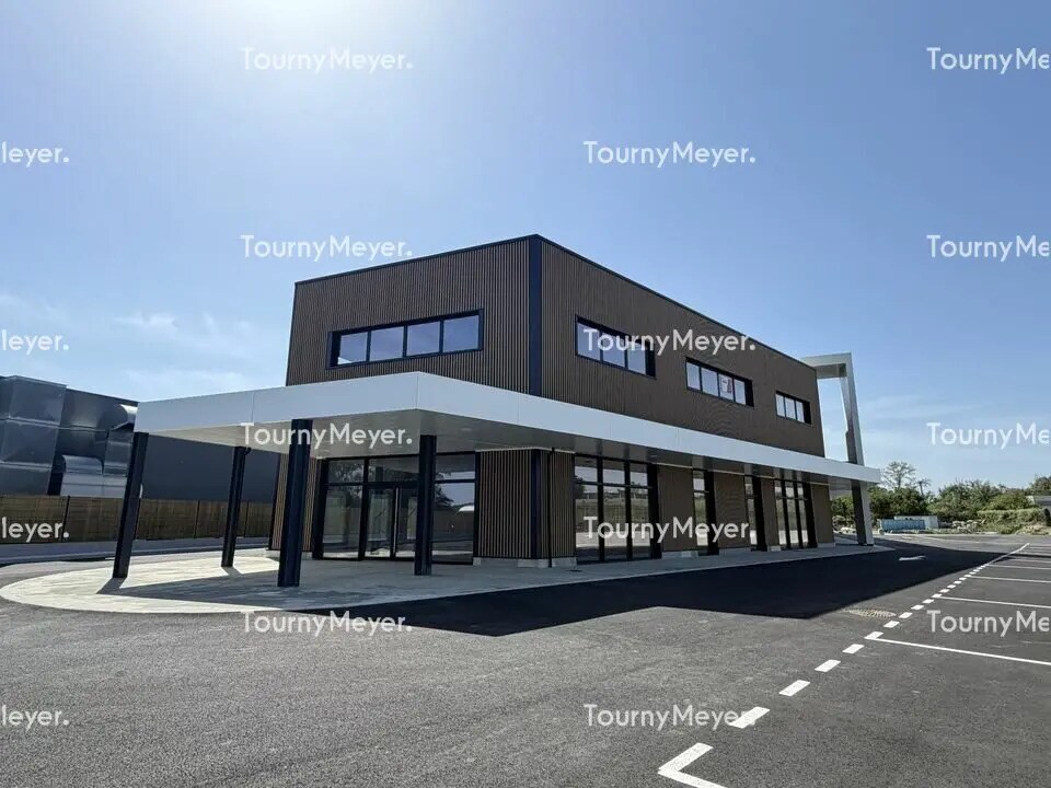 Industriel/Logistique dans Pinsaguel à louer Photo de l’immeuble– Image 1 sur 10