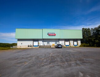 Plus de détails pour 101 Steve Fonyo Dr, Vankleek Hill, ON - Industriel/Logistique à louer