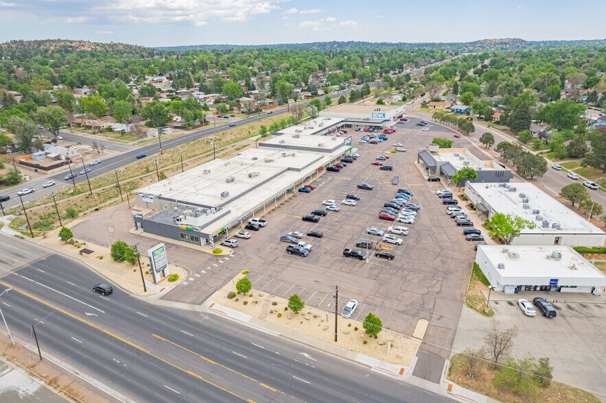 1825-1865 North Circle Dr, Colorado Springs, CO à louer - Photo de l’immeuble – Image 3 sur 67