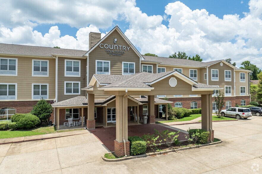 2727 Monroe Hwy 165, Pineville, LA à vendre - Photo de l’immeuble – Image 1 sur 28