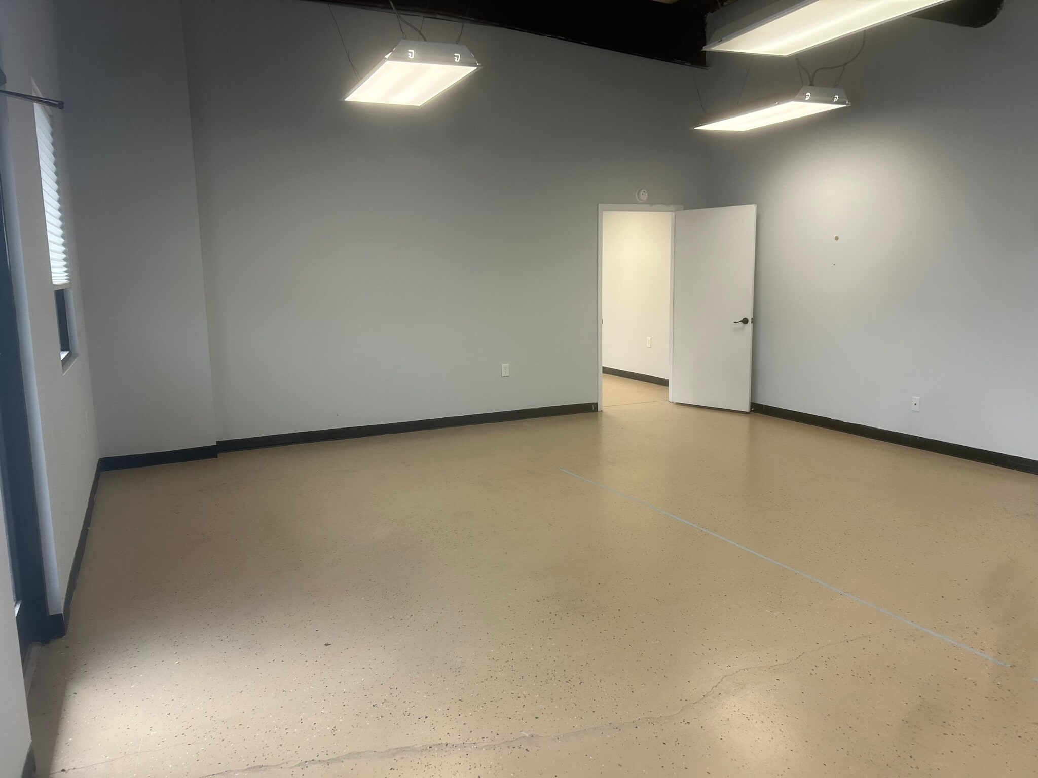 6137 Denver Industrial Park Rd, Denver, NC à louer Photo intérieure– Image 1 sur 4