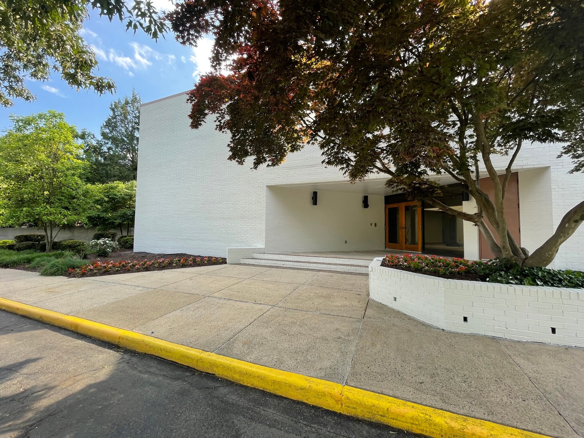 1914 Association Dr, Reston, VA à louer Photo principale– Image 1 sur 26