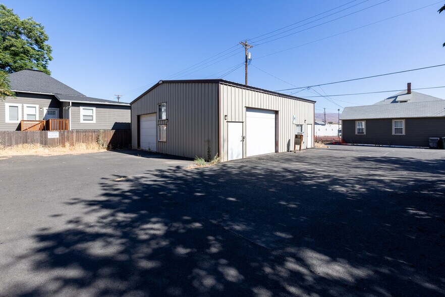 615 E 4th St, The Dalles, OR à vendre - Photo de l’immeuble – Image 3 sur 25