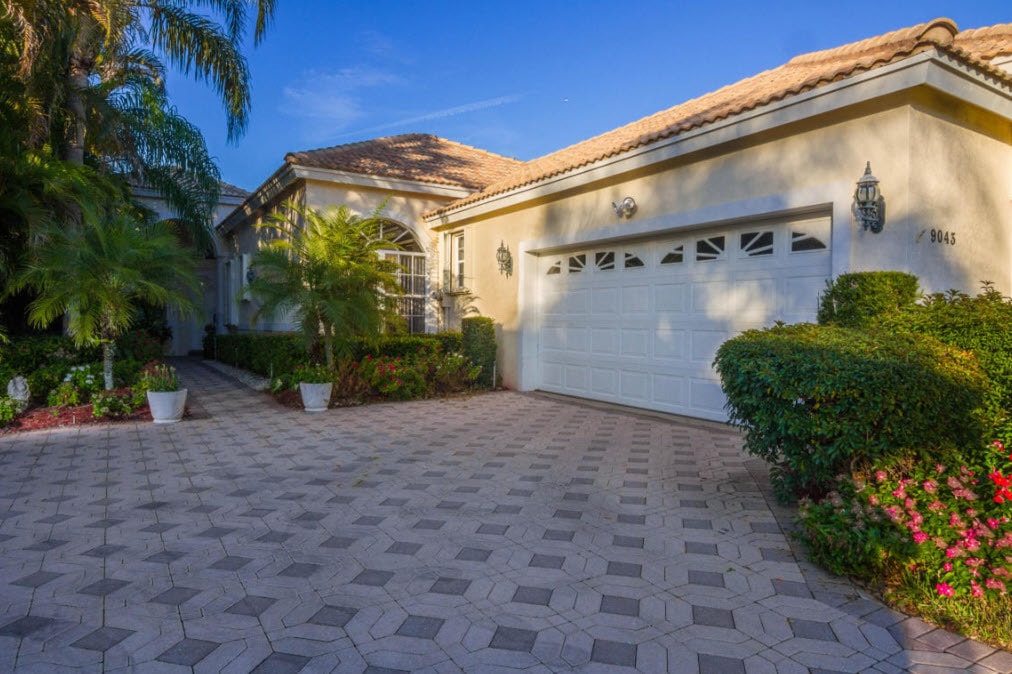 9276 SW 18th Rd, Boca Raton, FL à vendre Photo principale– Image 1 sur 2