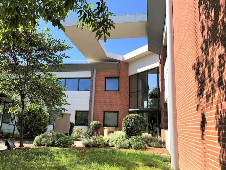 Bureau dans Toulouse à louer - Photo de l’immeuble – Image 3 sur 8