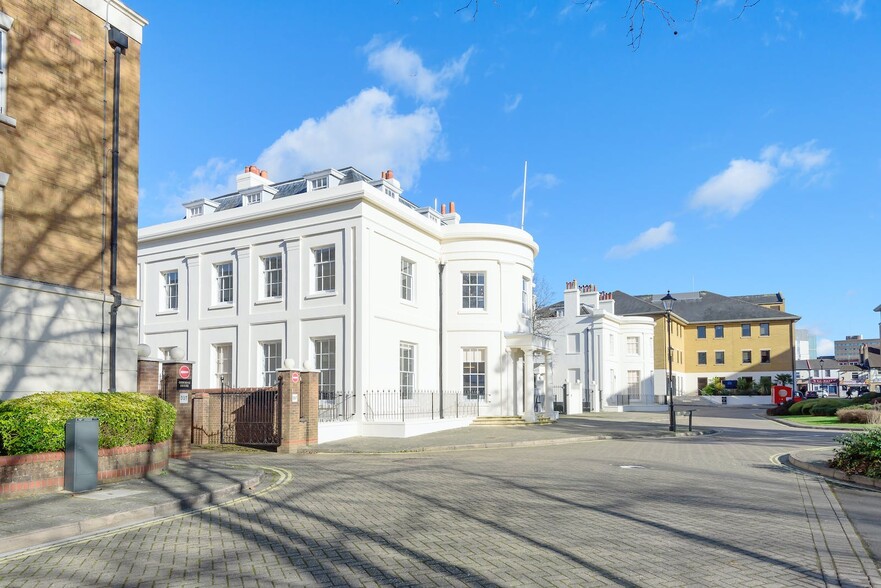 4 Grosvenor Sq, Southampton à louer - Photo de l’immeuble – Image 2 sur 3