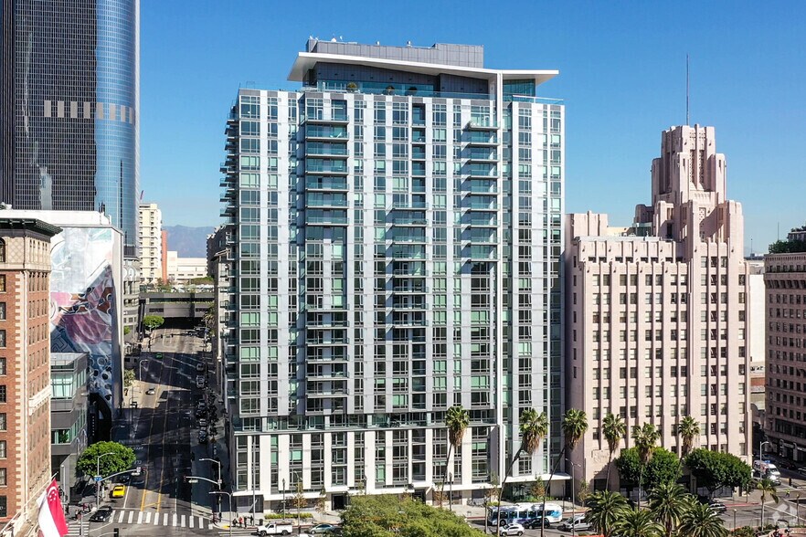 427 W 5th St, Los Angeles, CA à louer - Photo de l’immeuble – Image 2 sur 5