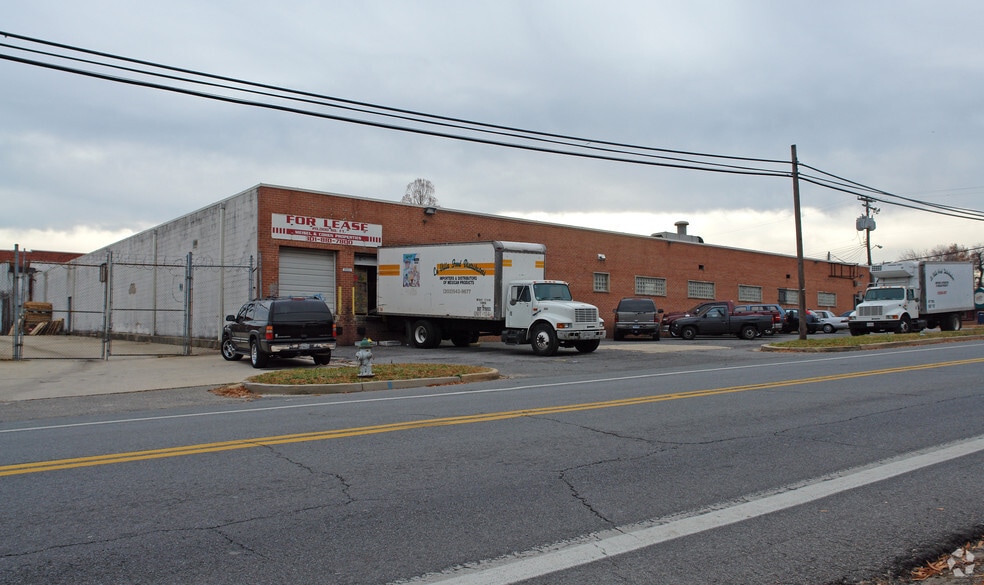3501 52nd Ave, Hyattsville, MD à louer - Photo principale – Image 1 sur 4