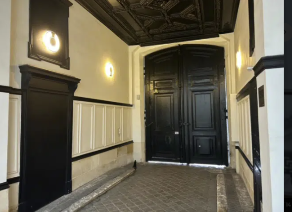 24 Rue Meslay, Paris à louer Hall d’entrée– Image 1 sur 10