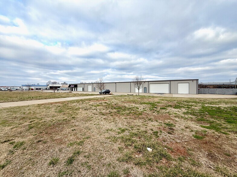 100 G St, Smyrna, TN à vendre - Photo de l’immeuble – Image 2 sur 19