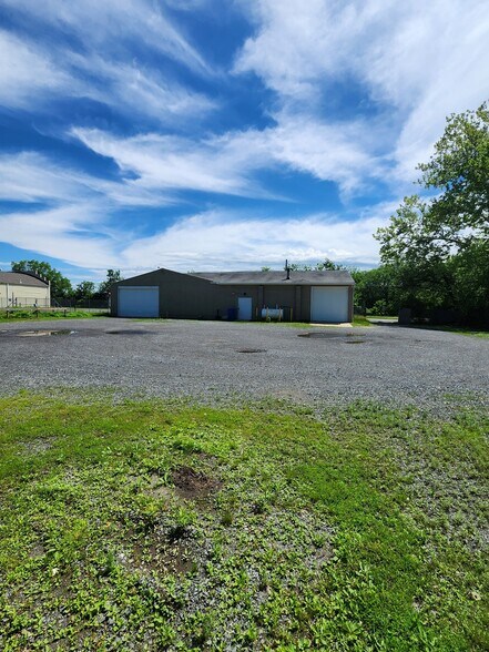 2127 US-206 Hwy, Southampton, NJ à louer - Photo de l’immeuble – Image 3 sur 4