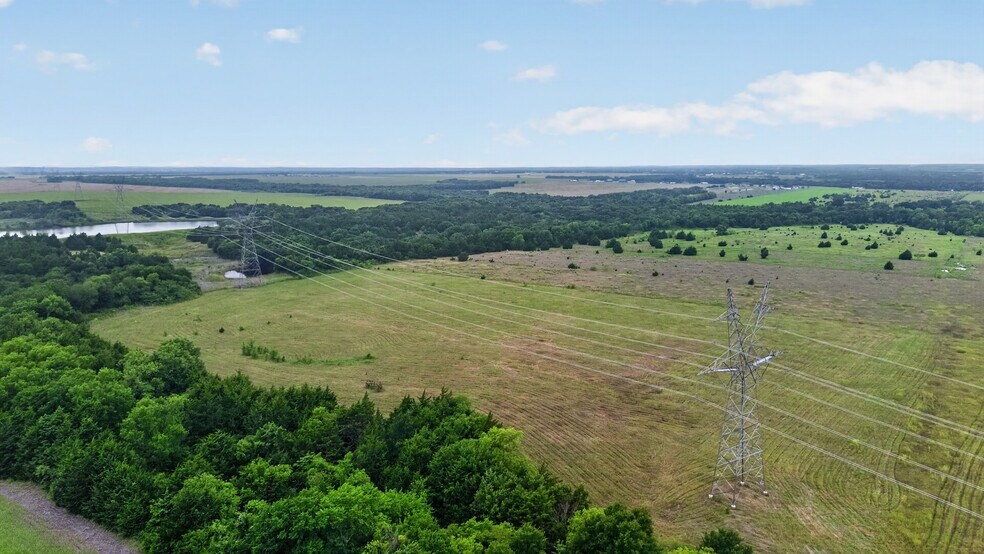 2354 Wilson Rd, Palmer, TX à vendre - Photo de l’immeuble – Image 2 sur 8