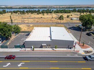 Plus de détails pour 323 6th St, Umatilla, OR - Industriel/Logistique à louer