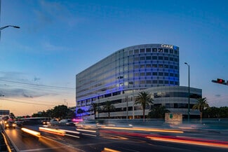 Plus de détails pour 19495 Biscayne Blvd, Aventura, FL - Bureau à louer