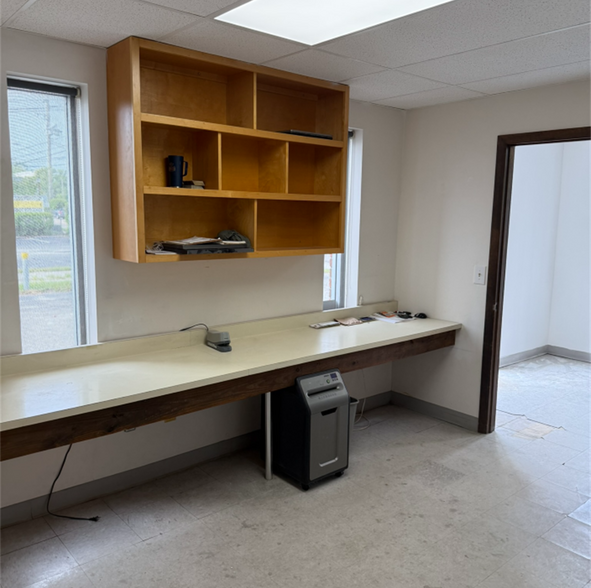 1027 S Kerr Ave, Wilmington, NC à louer - Photo de l’immeuble – Image 3 sur 9