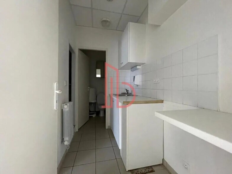 Bureau dans Bordeaux à louer - Photo intérieure – Image 3 sur 7