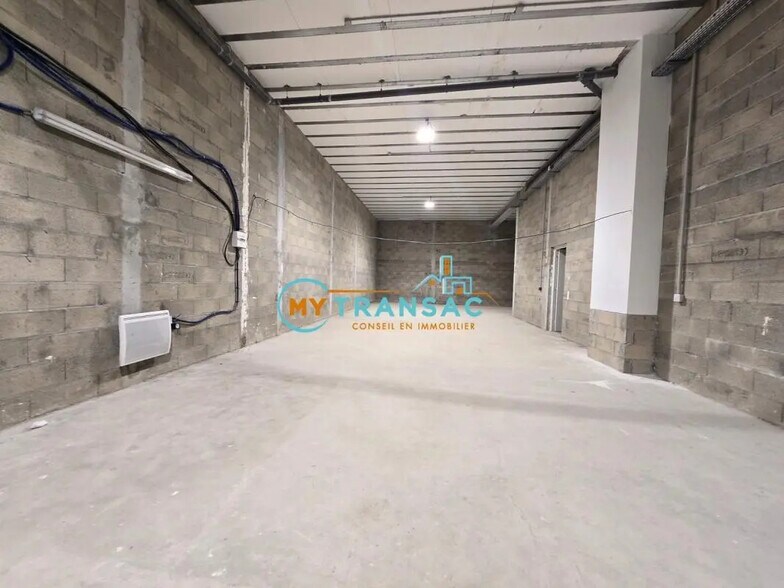 Local d’activités dans Gagny à louer - Photo intérieure – Image 3 sur 7