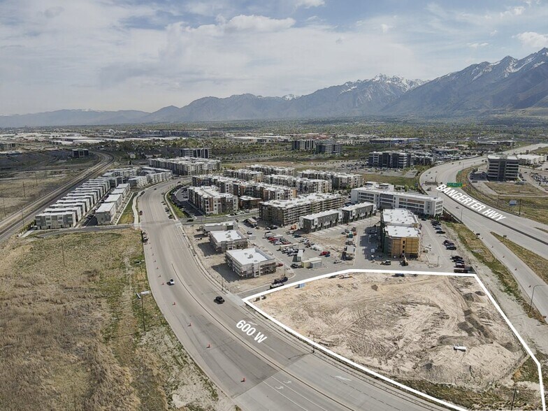 13657 South 600 West, Draper, UT à vendre - Photo de l’immeuble – Image 3 sur 7