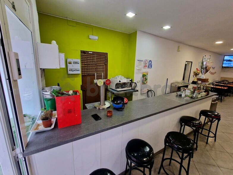 View Photo