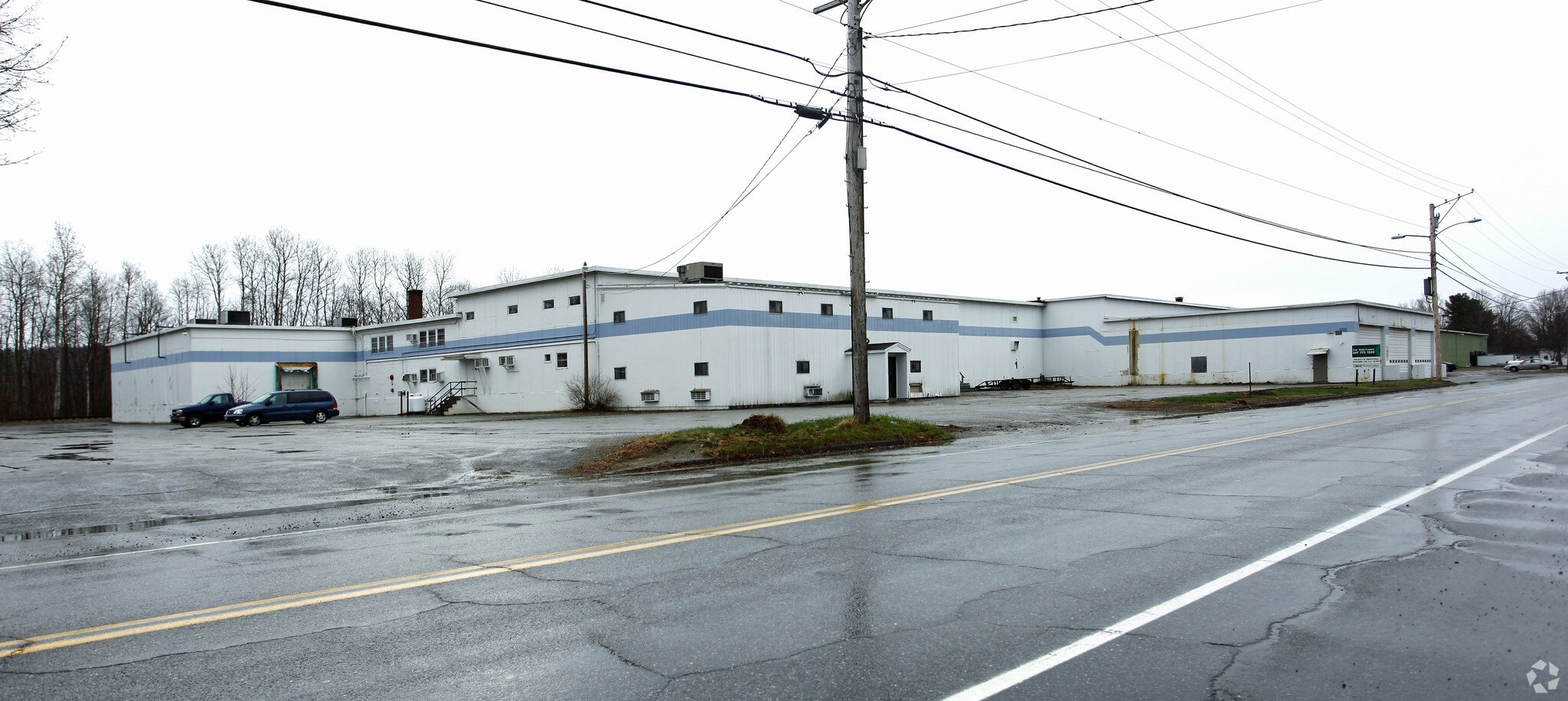 650 River Rd, Gardiner, ME à louer Photo principale– Image 1 sur 9