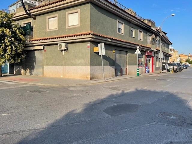 Local commercial dans Vegas del Genil à vendre - Photo de l’immeuble – Image 1 sur 17