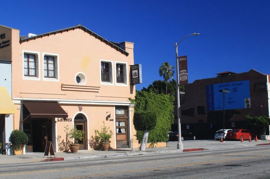 346 S La Brea Ave, Los Angeles, CA à louer - Photo de l’immeuble – Image 2 sur 15
