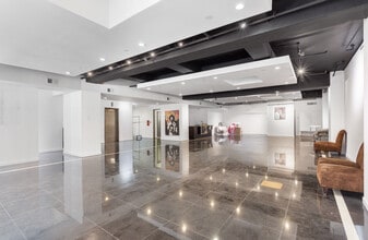 226 W 37th St, New York, NY à louer Photo intérieure– Image 2 sur 3