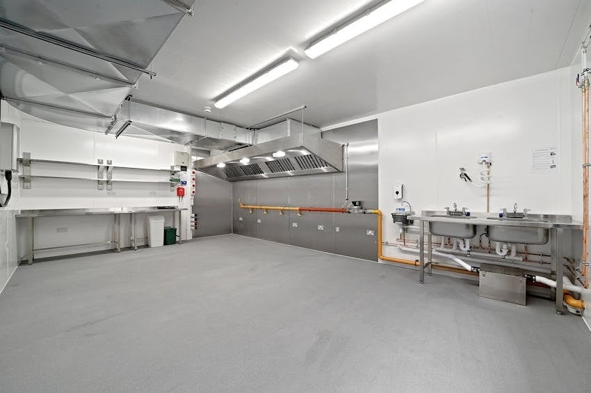 110-118 Markfield Rd, Londres à louer Photo intérieure– Image 1 sur 2