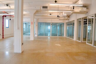 Plus de détails pour 610 W 26th St, New York, NY - Différents types d’espaces à louer