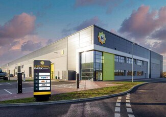 Plus de détails pour Chelmsford Rd, Rayleigh - Industriel/Logistique à louer