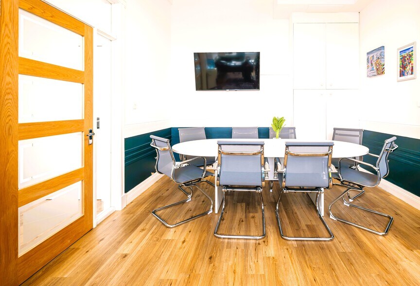 40 Peffer Pl, Edinburgh à louer - Photo de l’immeuble – Image 3 sur 5