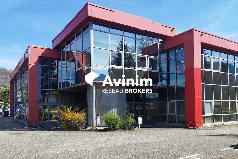 Bureau dans Cluses à louer Photo principale– Image 1 sur 4