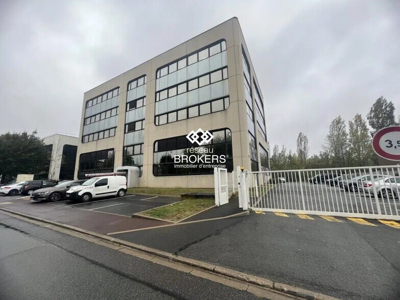 Bureau dans Villebon-sur-Yvette à vendre - Photo de l’immeuble – Image 1 sur 10
