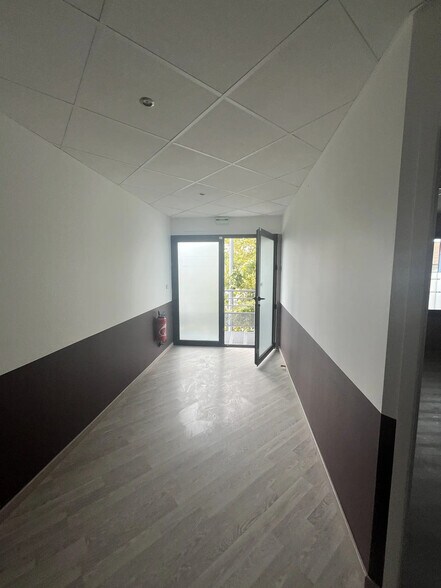 Bureau dans La Rochelle à louer - Photo intérieure – Image 2 sur 6